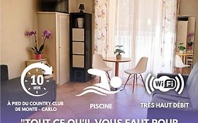 Direct Monaco Studio Devant Piscine