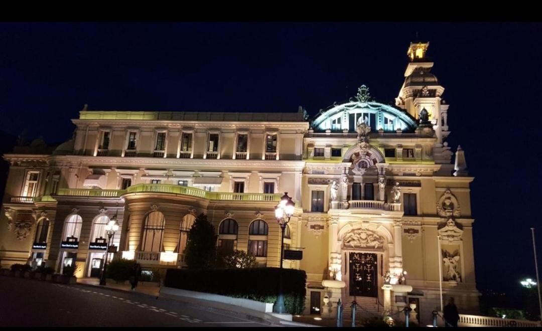 Direct Monaco Studio Devant Piscine Beausoleil Chambre photo