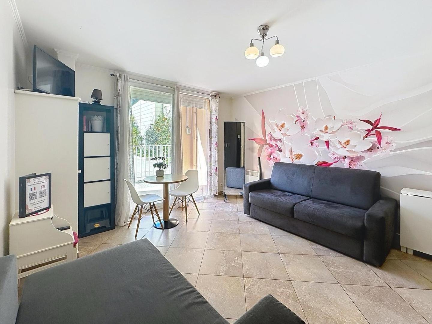 Direct Monaco Studio Devant Piscine Beausoleil Extérieur photo